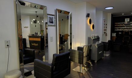 Beydifferent Friseursalon  : Friseur in Essen
