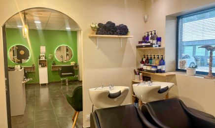 Hair by M : Coiffeur à Mery