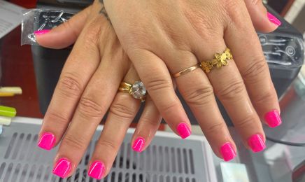 Hang Nails (Kiu Coiffure) : Manucure à Toulouse