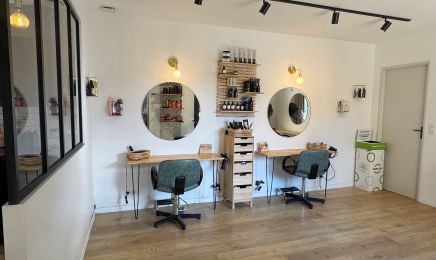 Le petit salon maison coiffure : Coiffeur à Faucon