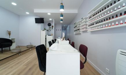 15 Vintimille : Manucure à Paris
