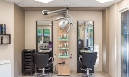 Nouvel hair : Coiffeur à Pers-Jussy