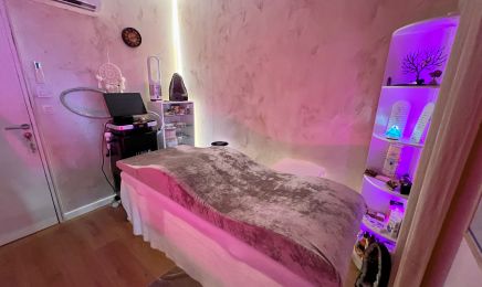 Clinic 83 Centre de Beauté et Bien-être : Institut de beauté à Saint-Cyr-sur-Mer
