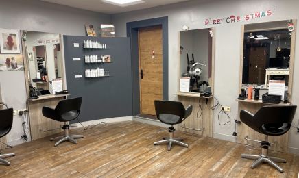 Atelier SG : Coiffeur à Bais