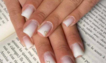 Atelier Bindi ~ Ongles et Aquarelle : Manucure à Boulazac Isle Manoire