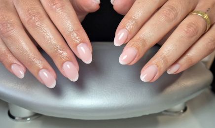 Nails by Marina : Coiffeur à La Salvetat-Saint-Gilles