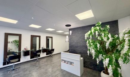 Sara Hair Studio - Coiffure & Esthétique  : Institut de beauté à Nancy