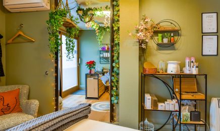 Esther D : Institut de beauté à Marly