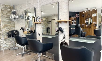 L’Envie de Pl’Hair  : Manucure à Longué-Jumelles