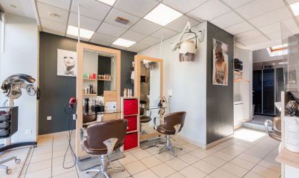 Un Nouvel Hair  : Coiffeur à Brécey