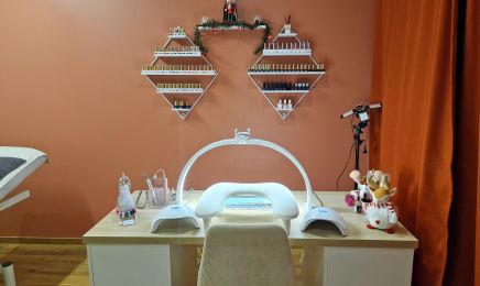LK Beauté : Manucure à Villefontaine