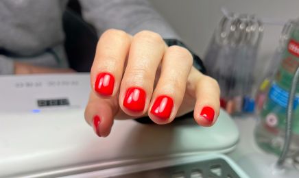  Instinct Beauty et Bien-être  : Manucure à Honguemare-Guenouville