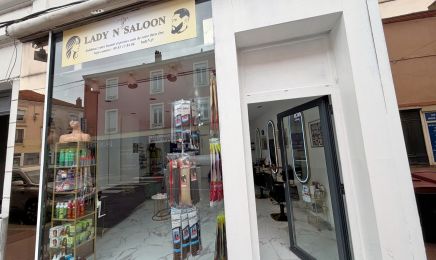 Lady N saloon : Coiffeur à Roanne