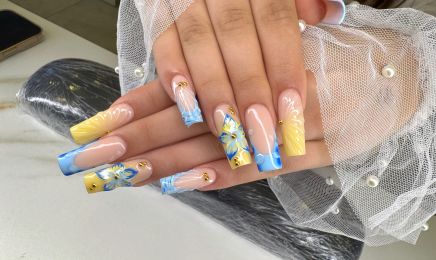 Luxury Nails - Augsburg: Nagelstudio in Augsburg