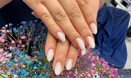 Nails by Ly : Nagelstudio in München