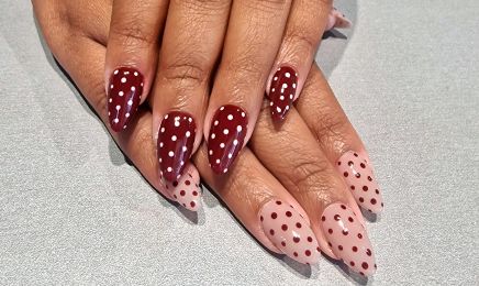 Douce heure des ongles : Manucure à Canéjan