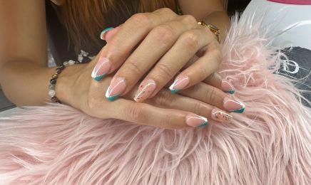 Cindy Ongles Distributions : Institut de beauté à Saint-Benoît