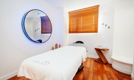 Clinilux Quimper - Centre Esthétique : Manucure à Quimper