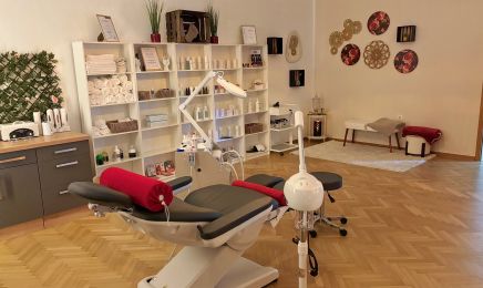 Viki‘s Friseur & Fußpflege : Friseur in Rosendahl