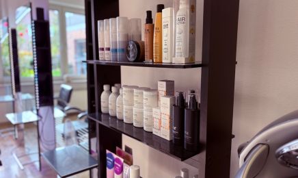 Hair Line By Julija: Kosmetikstudio in Coesfeld