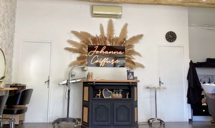 JohannaCoiffure / Sabrina Beauty Nails : Coiffeur à Robion
