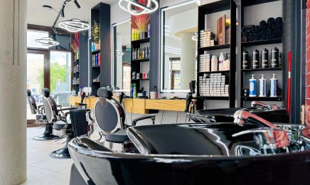 Salon Sidar: Kosmetikstudio in Stuttgart