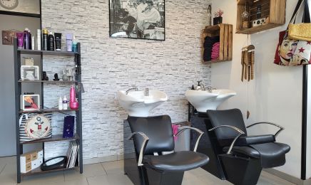 Salon Carré Blond : Coiffeur à Mantoche