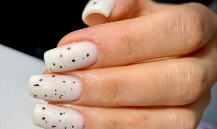 ONGLES INFINI chez Haya Beauty : Manucure à Marseille