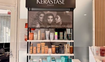 AY Hair &  Beauty: Kosmetikstudio in Duisburg