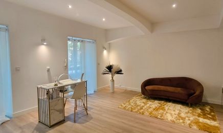 Kalohay Beauty : Manucure à Toulouse