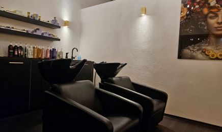 Hair room: Kosmetikstudio in Markt Schwaben