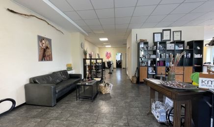 Haar und Trend Rosaria Schäfer: Kosmetikstudio in Marienheide