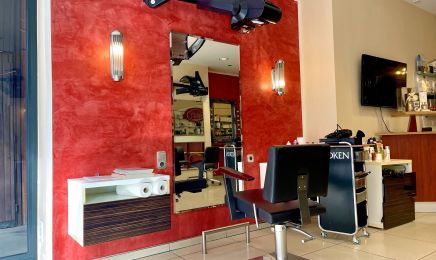 Salon Rouge: Friseur in Bochum