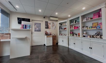 Capella beauté : Manucure à Saint-Parres-aux-Tertres
