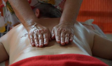 Centre de massages ayurvédiques Namasté / 06 80 21 74 34 : Institut de beauté à Beauvais