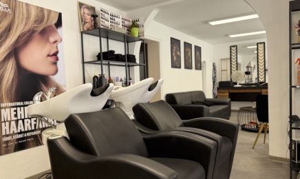 YasYous Haarstudio: Friseur in Wiesbaden