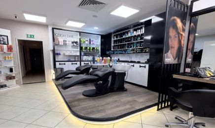 CEM HAIRDESIGN: Kosmetikstudio in Siegburg