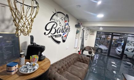 64TH Barber street : Barbier à Saint-Denis