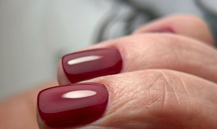 Alma'Secrets Esthétique  : Manucure à Brindas
