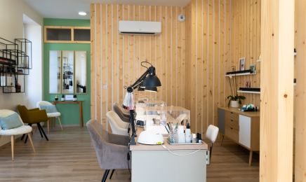 So French  : Manucure à Angoulême