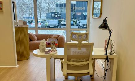 Nailome Lounge - Poitiers Grand Large  : Manucure à Saint-Benoît