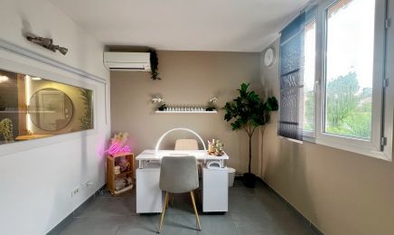 CLAIRE DE LUNE - Salon Privé - Coiffure & Ongles : Coiffeur à Rocbaron