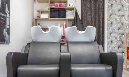 Manue hair tendance : Coiffeur à Brouilla