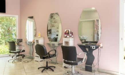 L’air du temps : Coiffeur à Saint-Aubin-le-Cloud