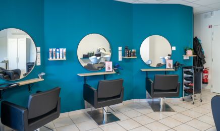 Nuances de Mél : Coiffeur à Lissieu