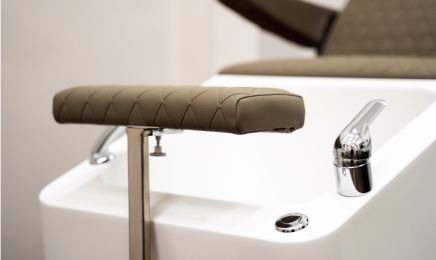 Charles Homme  : Coiffeur à Paris