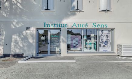 Auré Sens  : Manucure à Saint-Caprais-de-Bordeaux