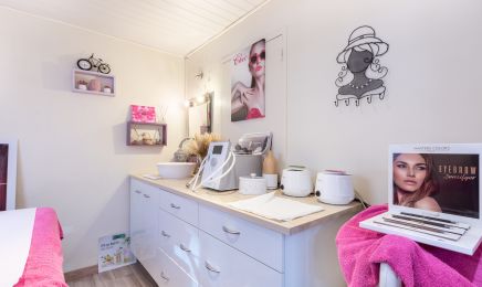Fanny Esthétique : Institut de beauté à Anet