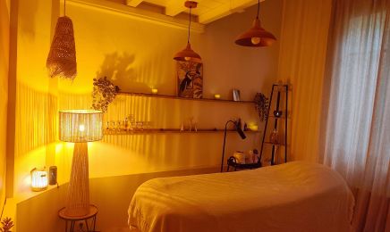 C.Aux p'tits soins chez Dune concept : Manucure à Thonon-les-Bains