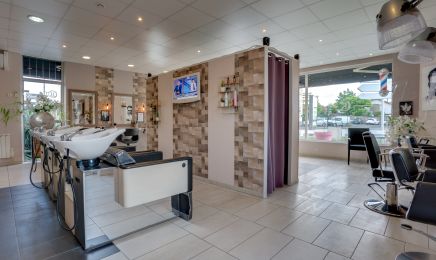 Salon de coiffure C’Katia  : Coiffeur à Le Bouscat